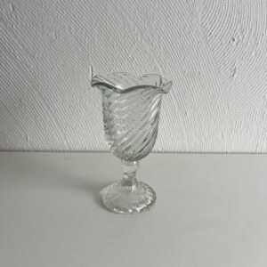 Swirl vase